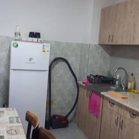 Makedonyada Kiralik Ev Ve Arac Hizmeti Ile Birlikte Daire Üsküp Dış mekan fotoğraf